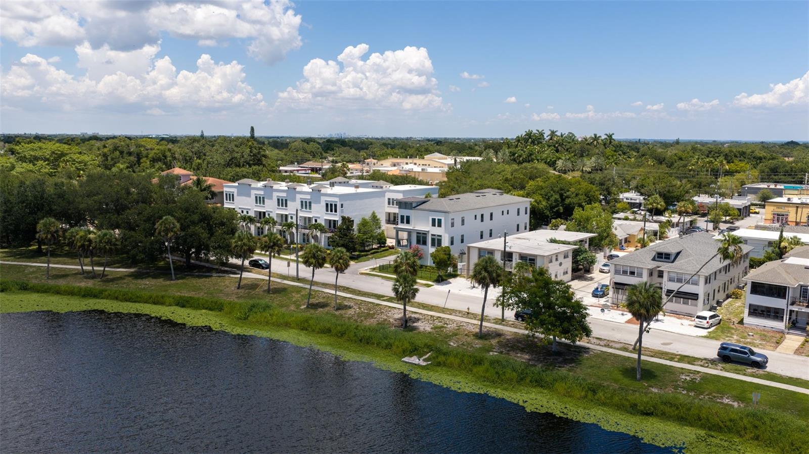UPTOWN CRESCENT LAKE - Residential