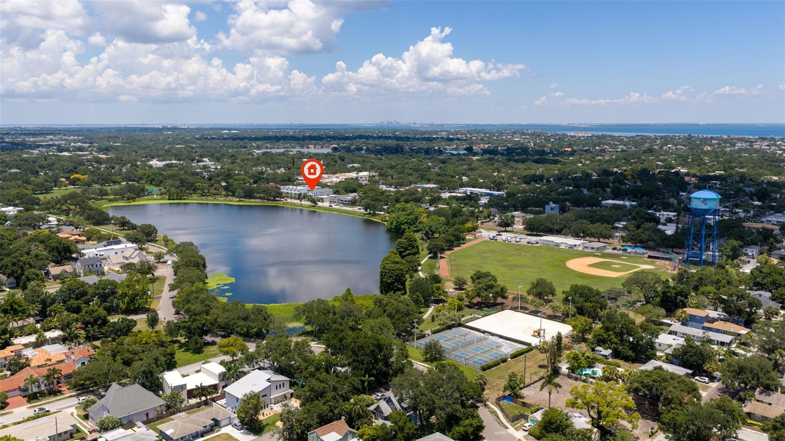 UPTOWN CRESCENT LAKE - Residential