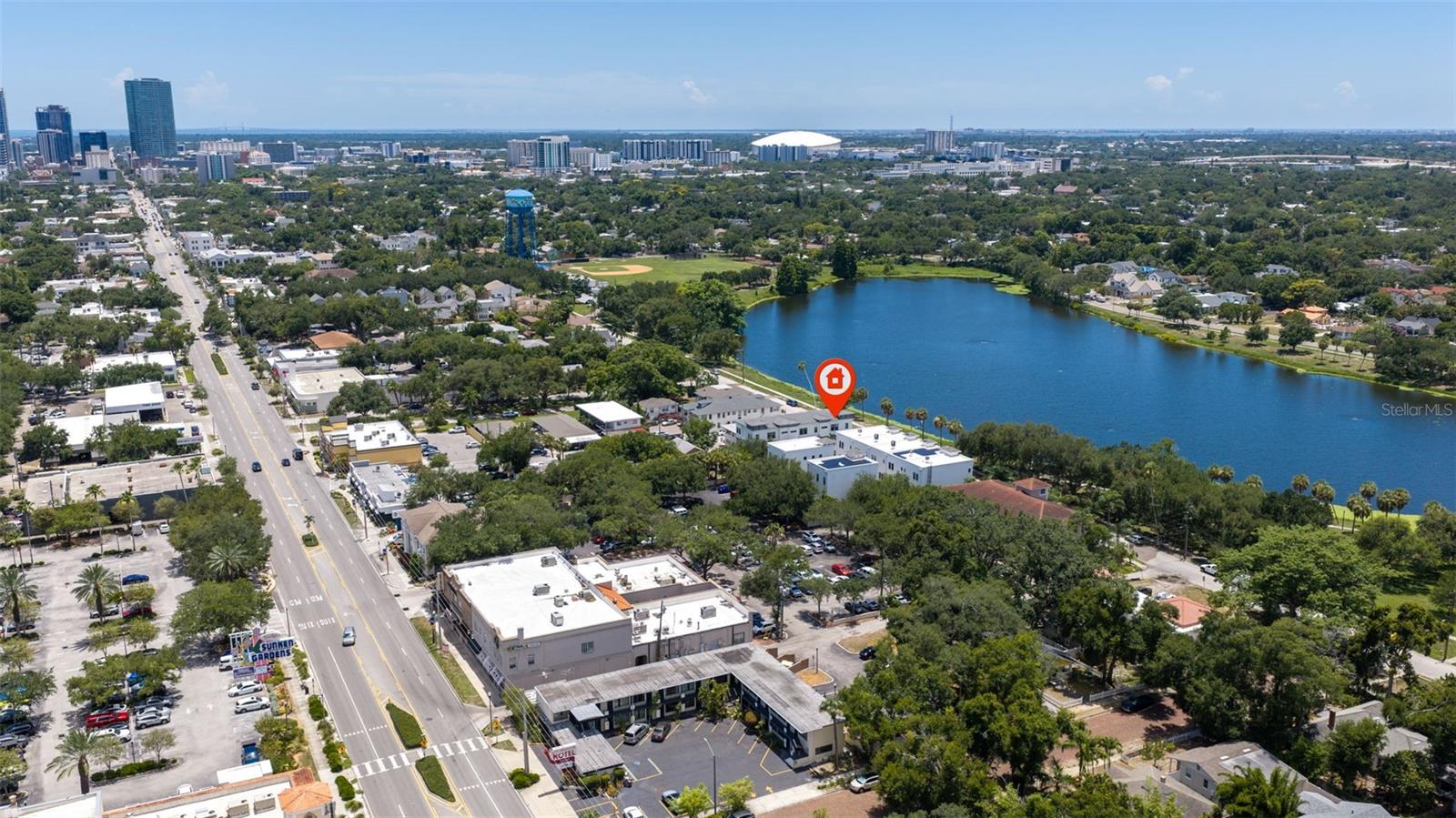 UPTOWN CRESCENT LAKE - Residential