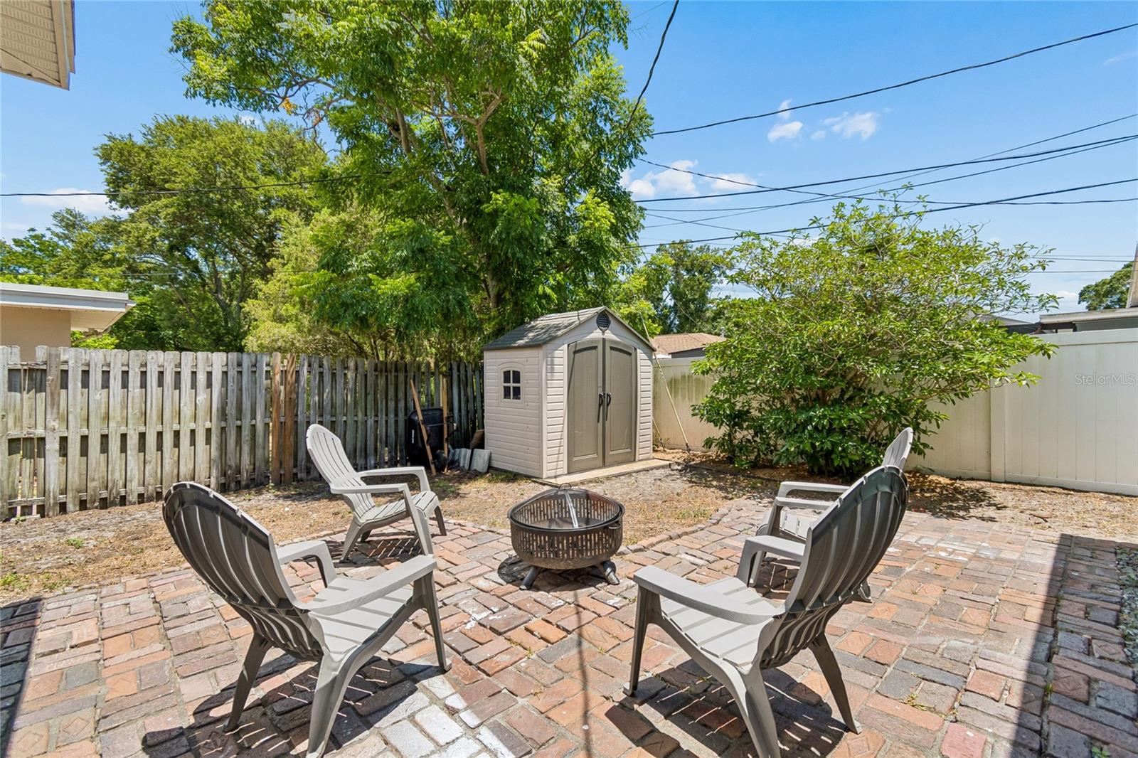 BROOKHILL - Residential