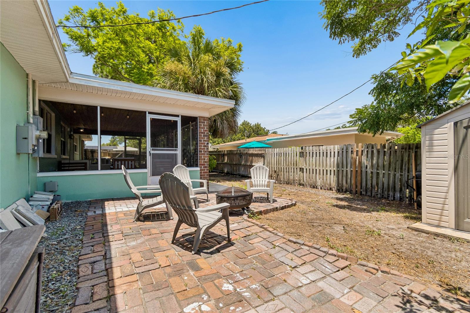 BROOKHILL - Residential