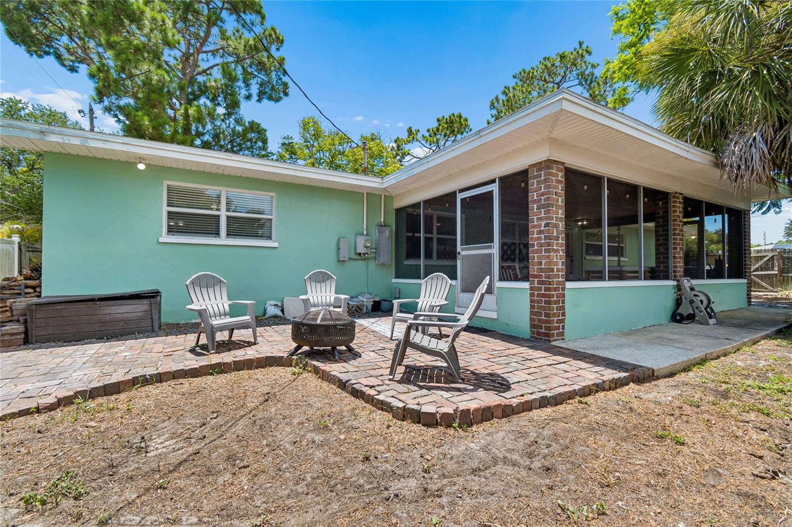 BROOKHILL - Residential