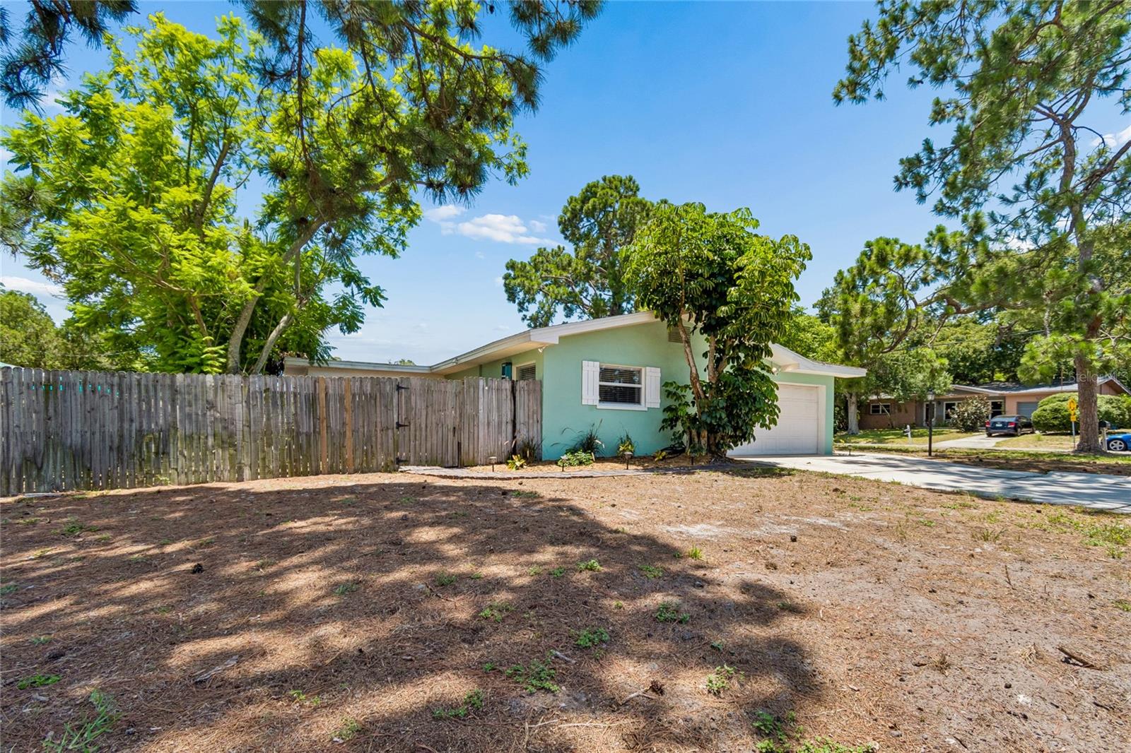 BROOKHILL - Residential
