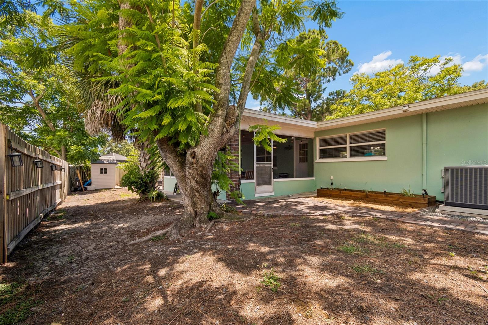 BROOKHILL - Residential