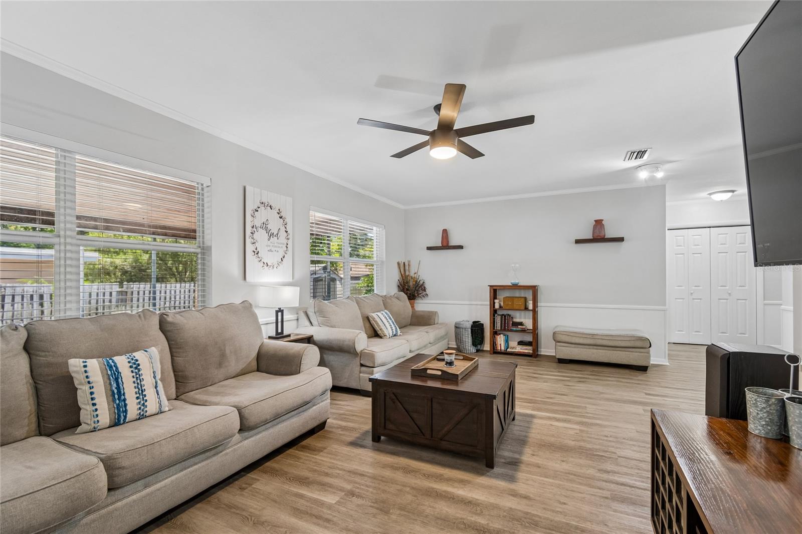 BROOKHILL - Residential