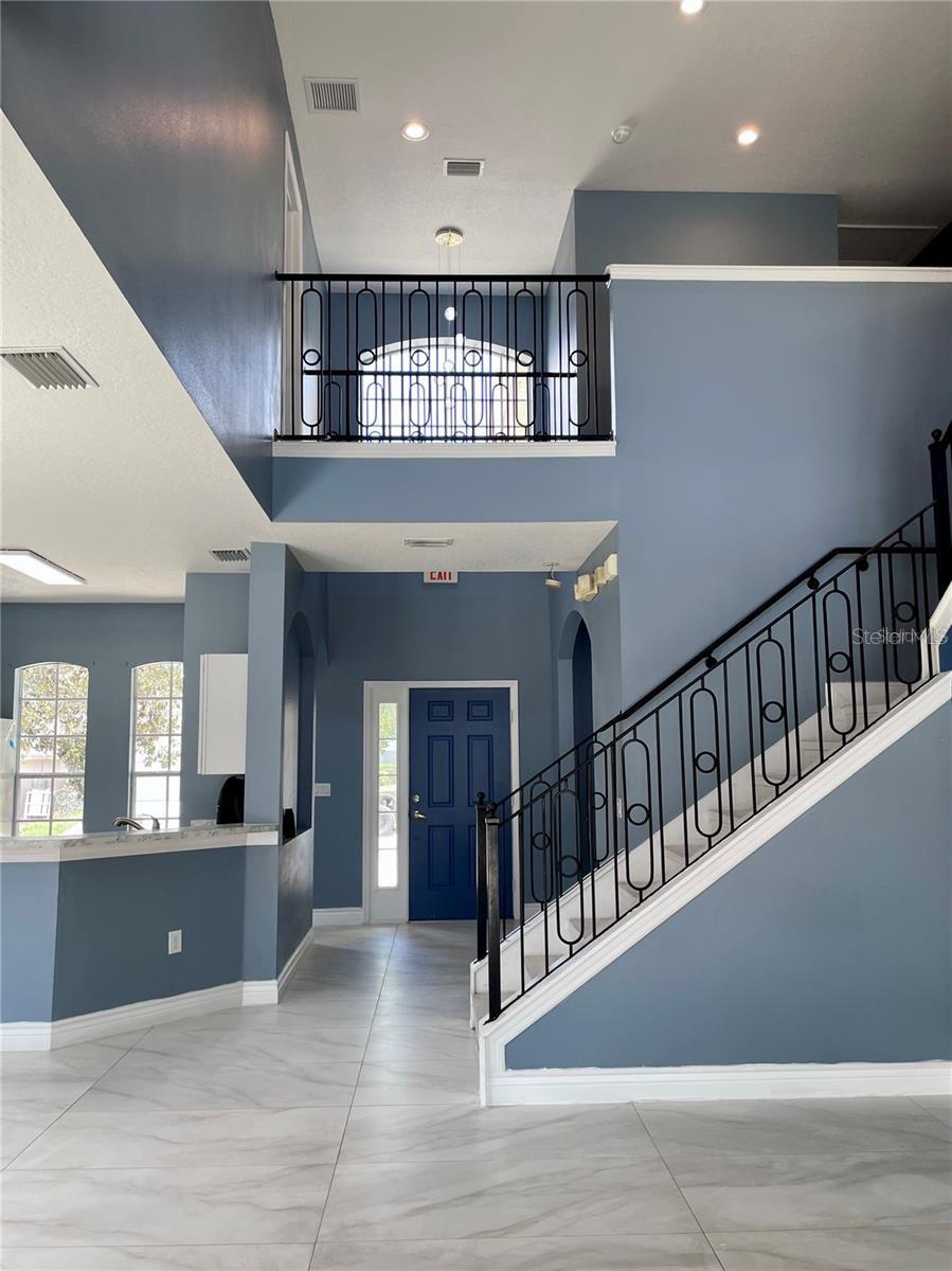 CALABAY PARC AT TOWER LAKE - Residential