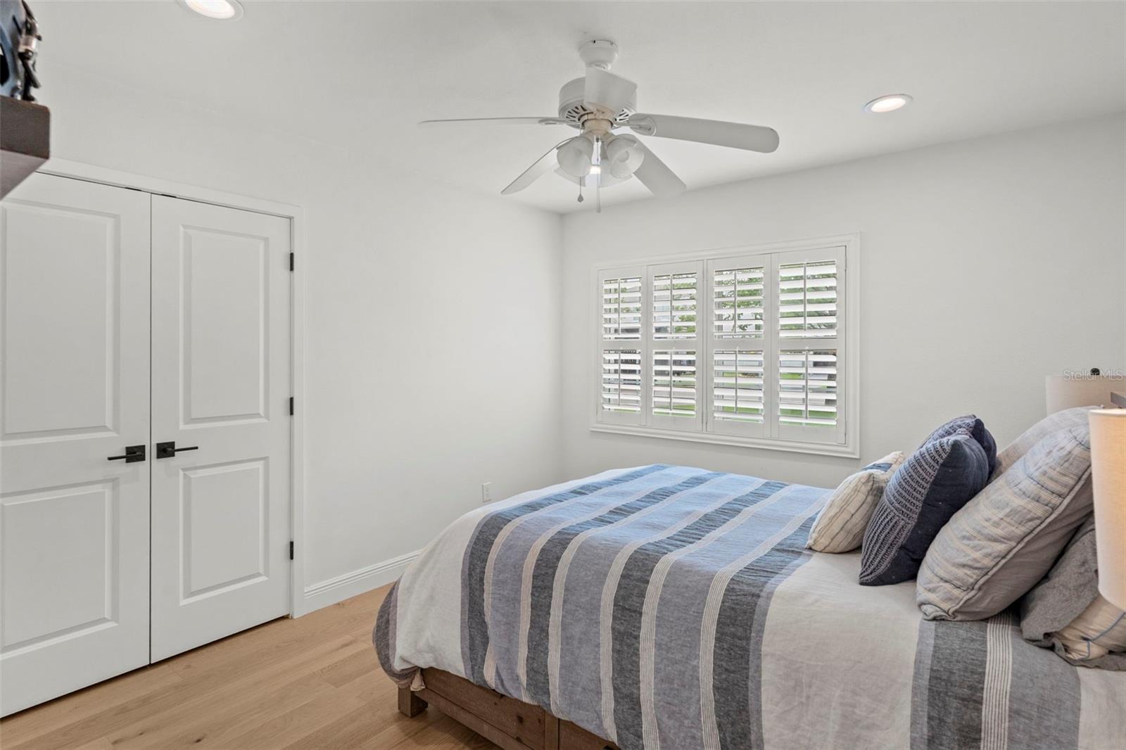 DAVIS ISLANDS PB10 PG52 TO 57 - Residential