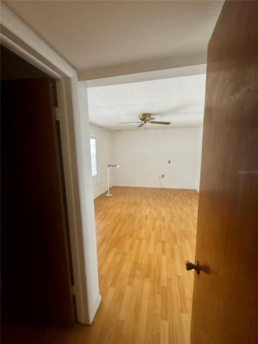 CHATEAU DE VILLE CONDO PH 02 - Residential