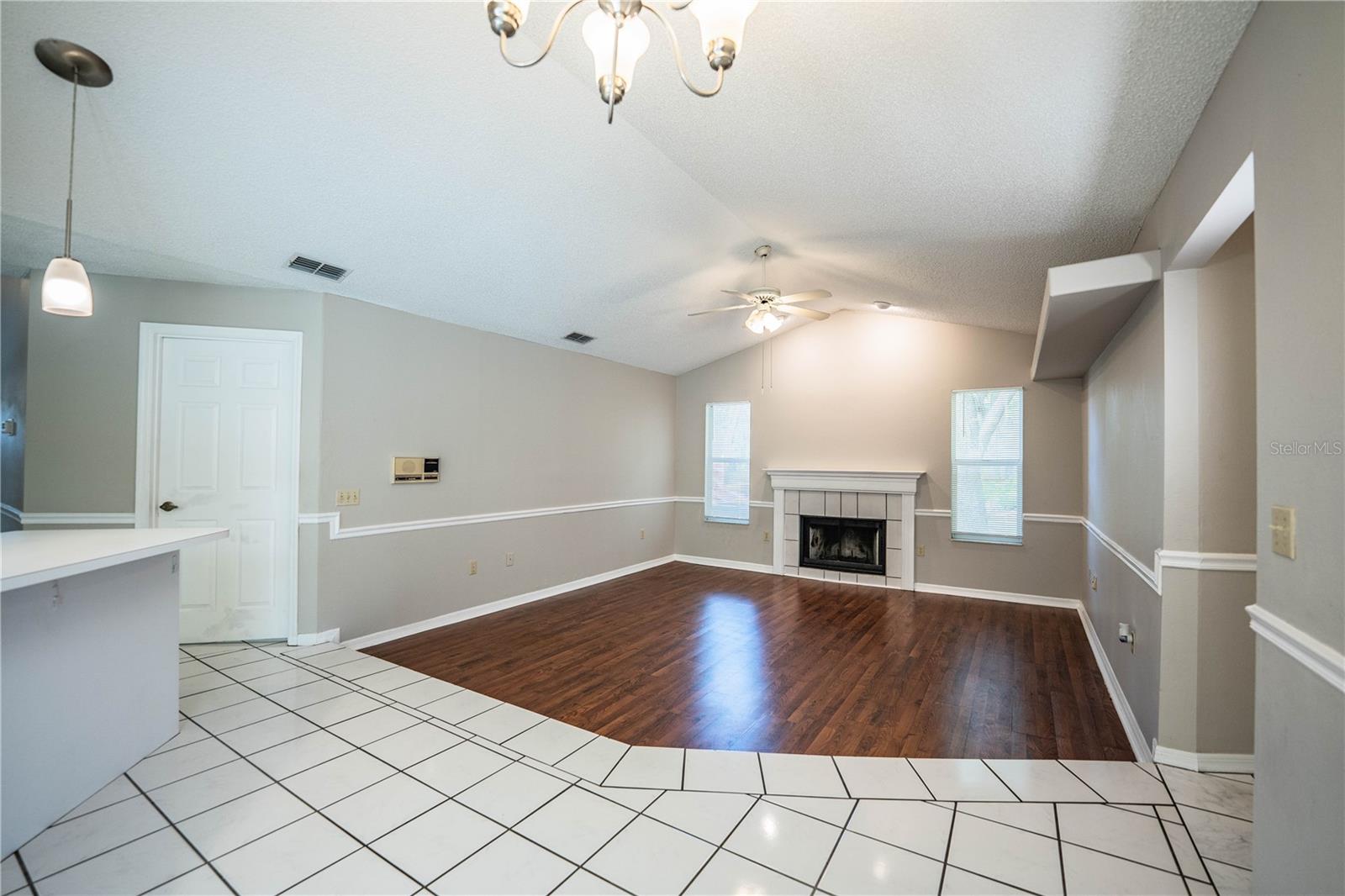 DEER BROOKE SOUTH - Residential Lease