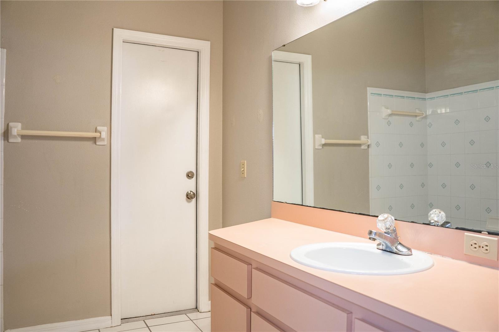 DEER BROOKE SOUTH - Residential Lease