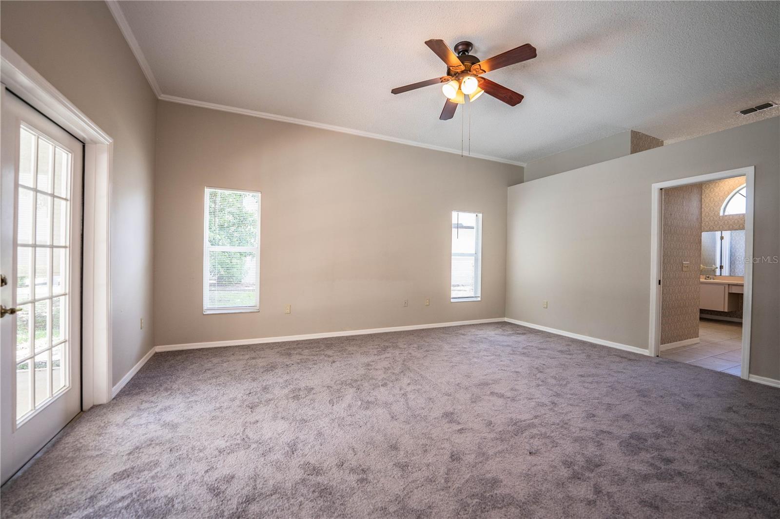 DEER BROOKE SOUTH - Residential Lease