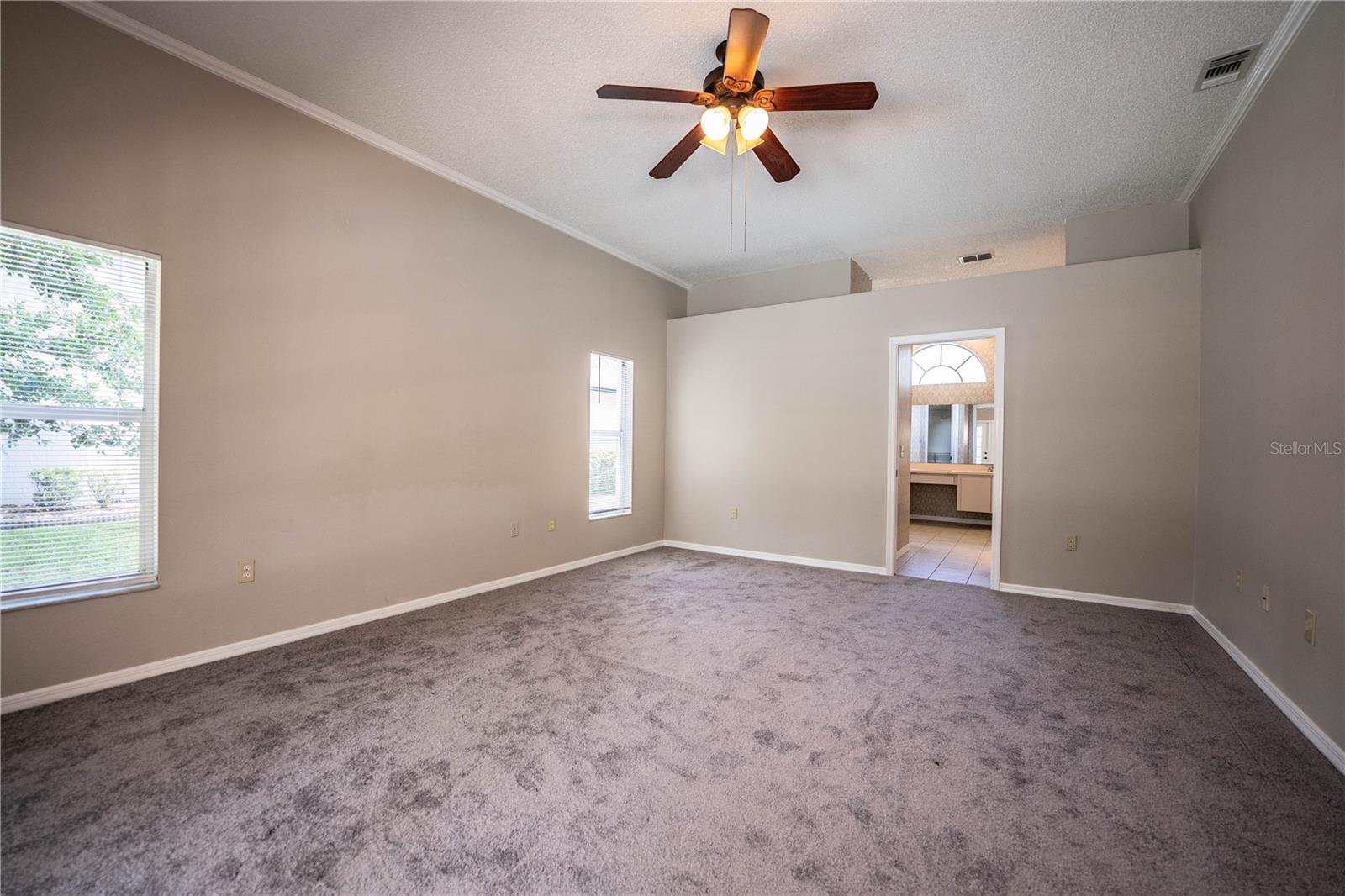 DEER BROOKE SOUTH - Residential Lease