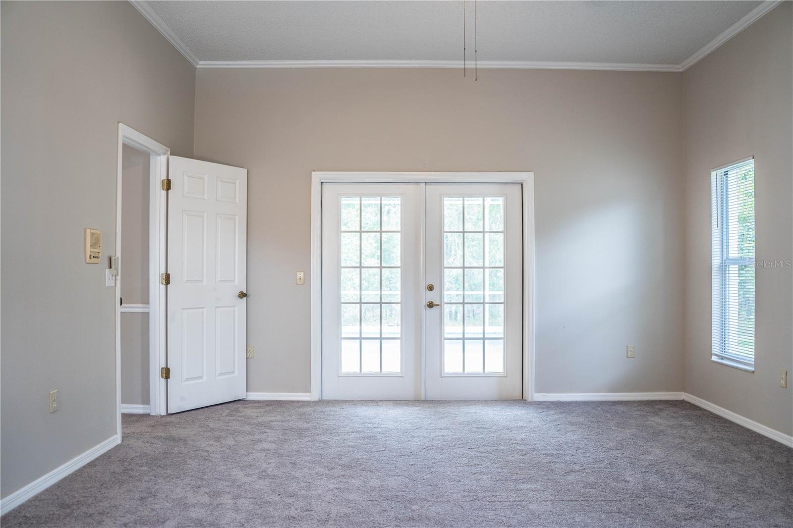 DEER BROOKE SOUTH - Residential Lease