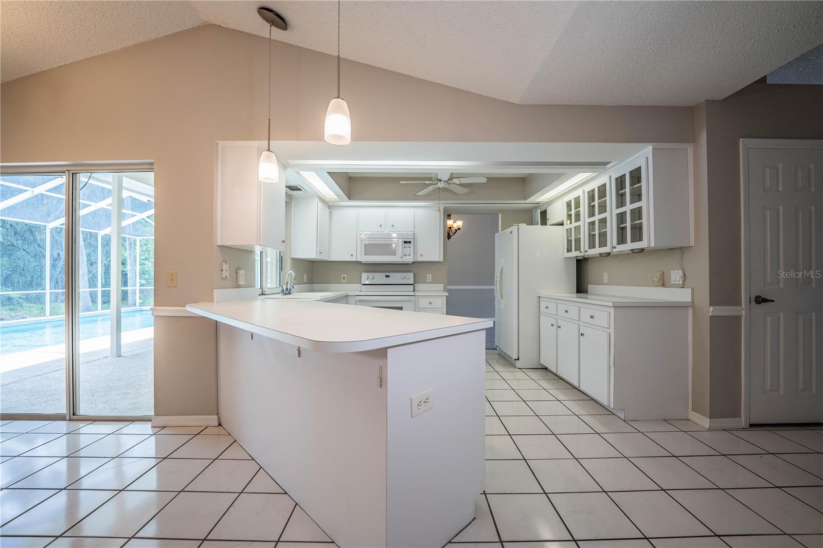 DEER BROOKE SOUTH - Residential Lease