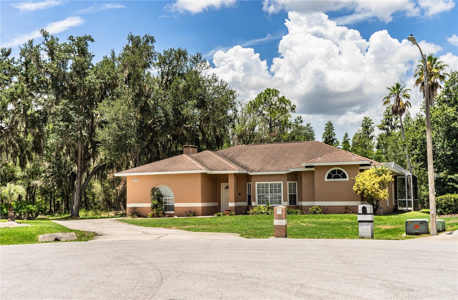 DEER BROOKE SOUTH - Residential Lease
