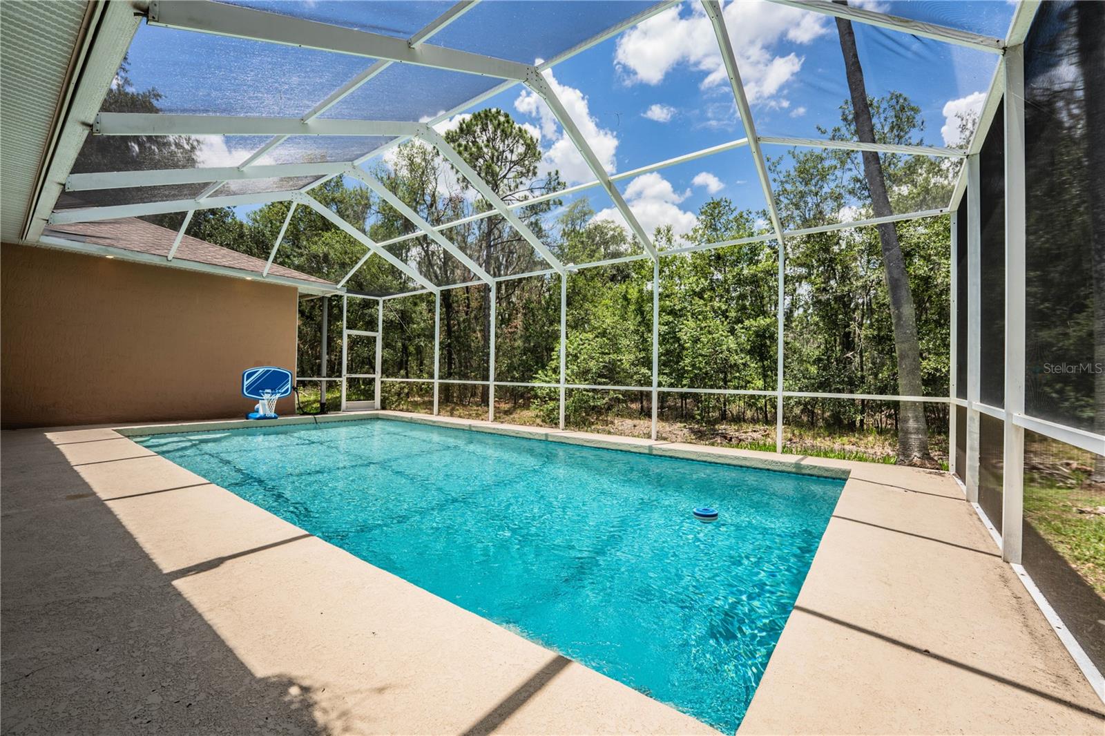 DEER BROOKE SOUTH - Residential Lease