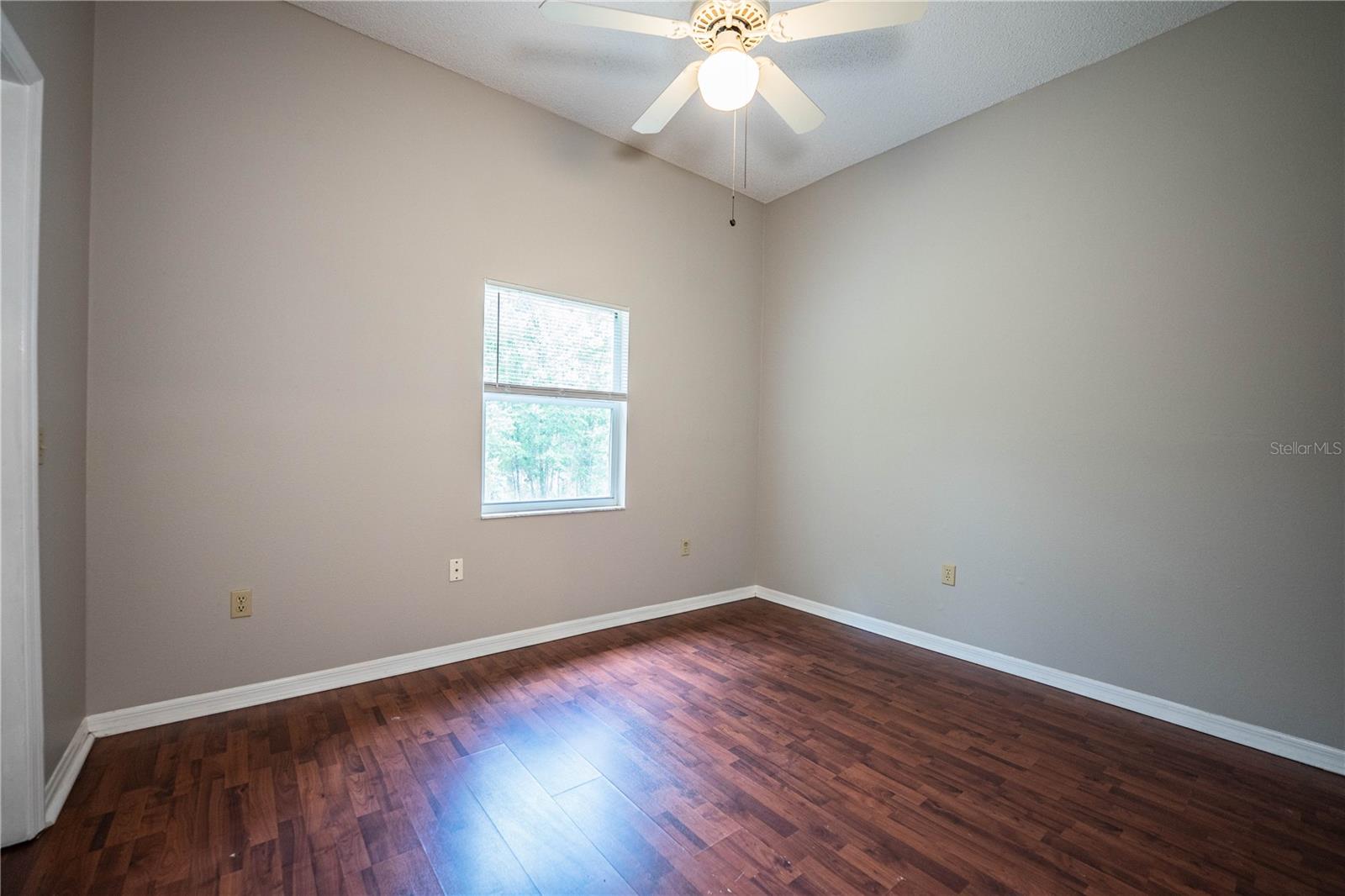 DEER BROOKE SOUTH - Residential Lease