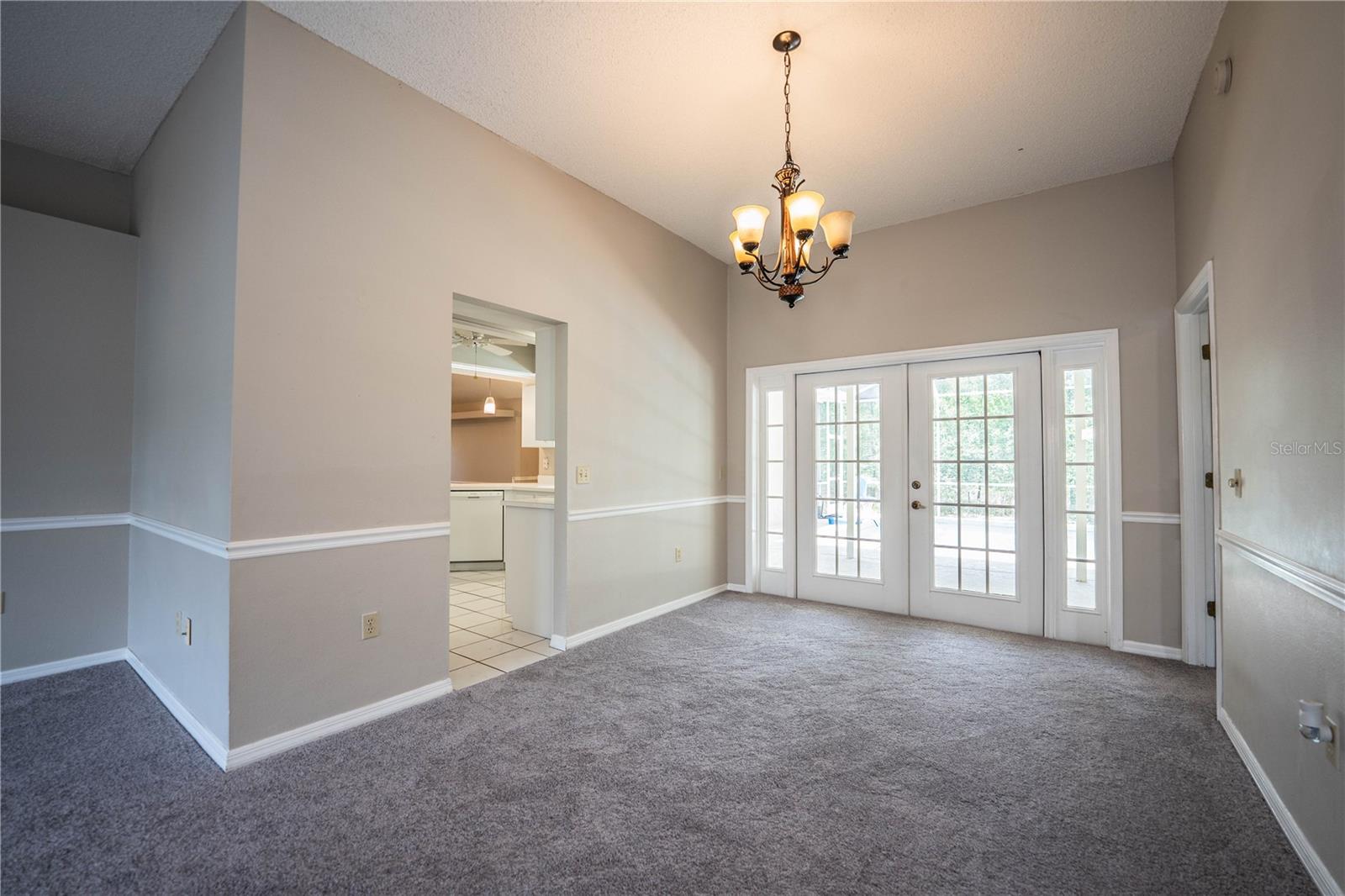 DEER BROOKE SOUTH - Residential Lease
