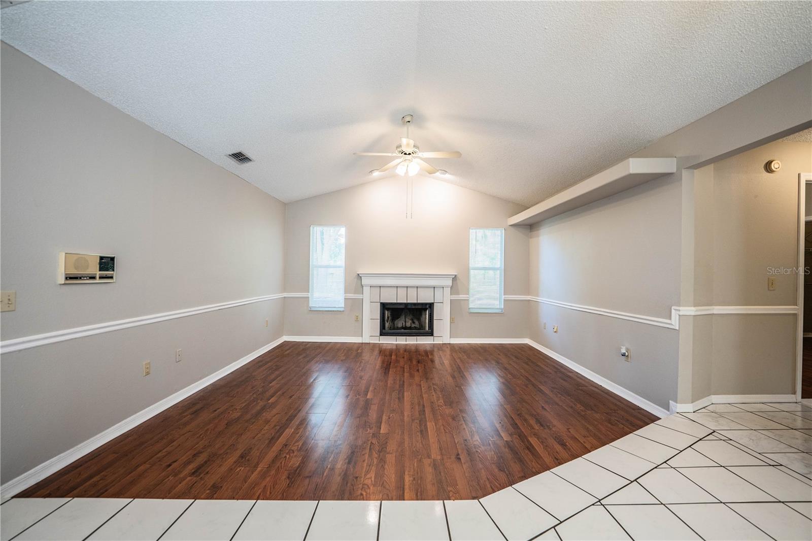 DEER BROOKE SOUTH - Residential Lease