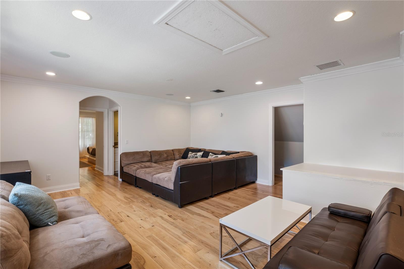 KEENE'S POINTE - Residential