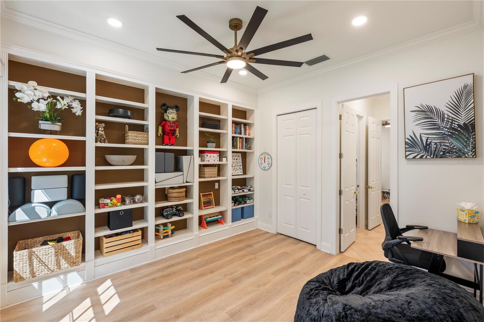 KEENE'S POINTE - Residential