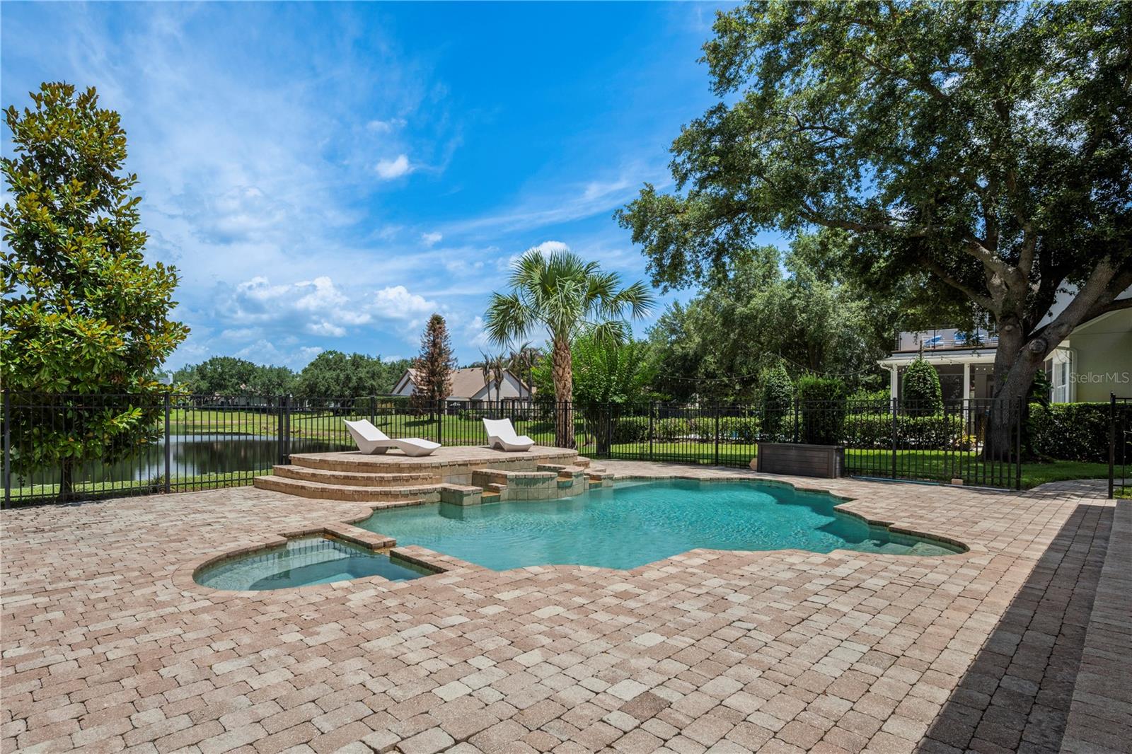 KEENE'S POINTE - Residential