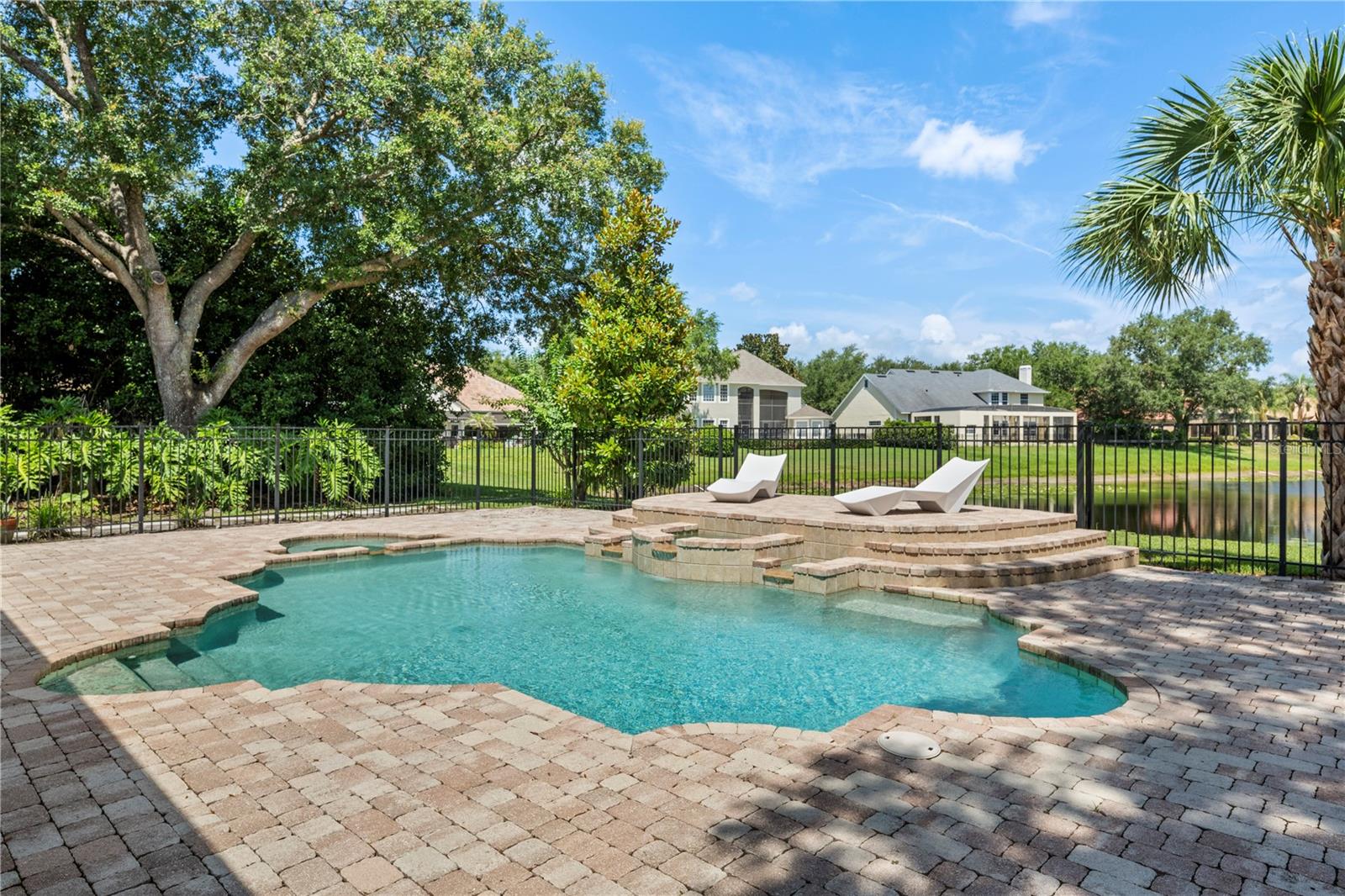 KEENE'S POINTE - Residential