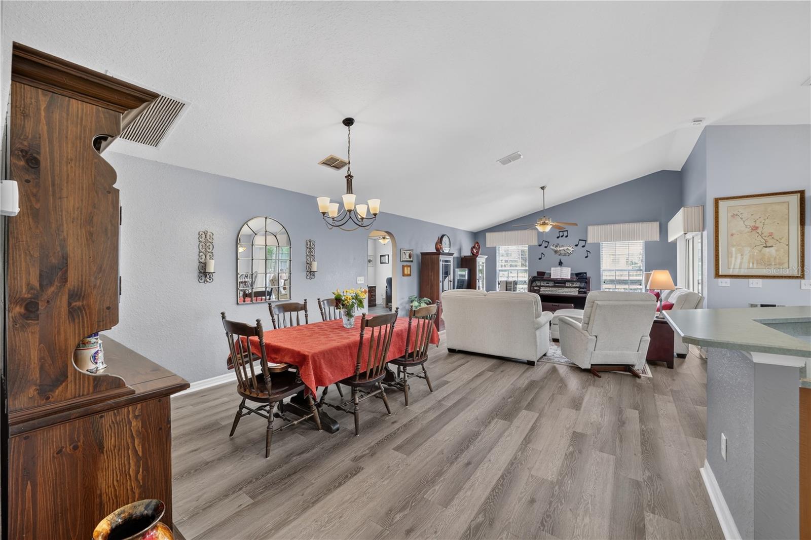 NORTH VLY/STONECREST - Residential