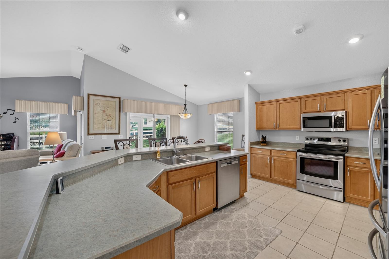 NORTH VLY/STONECREST - Residential