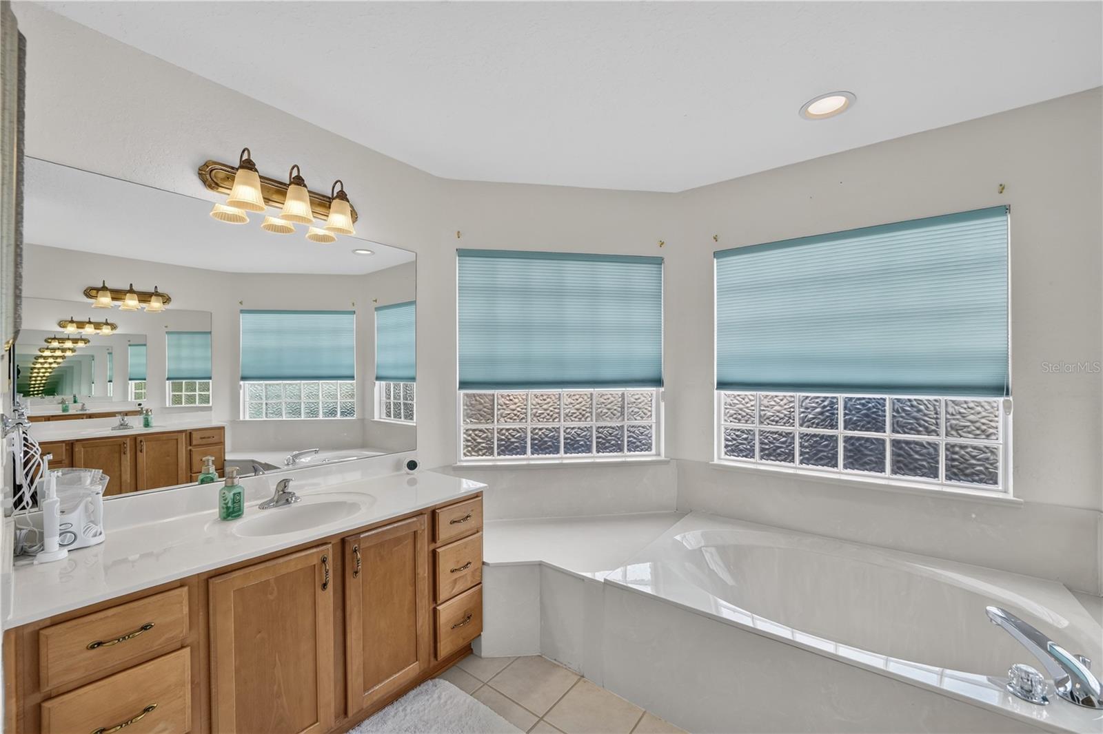 NORTH VLY/STONECREST - Residential