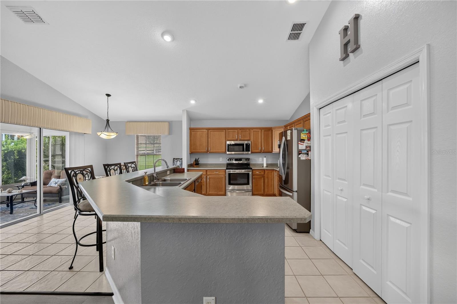 NORTH VLY/STONECREST - Residential