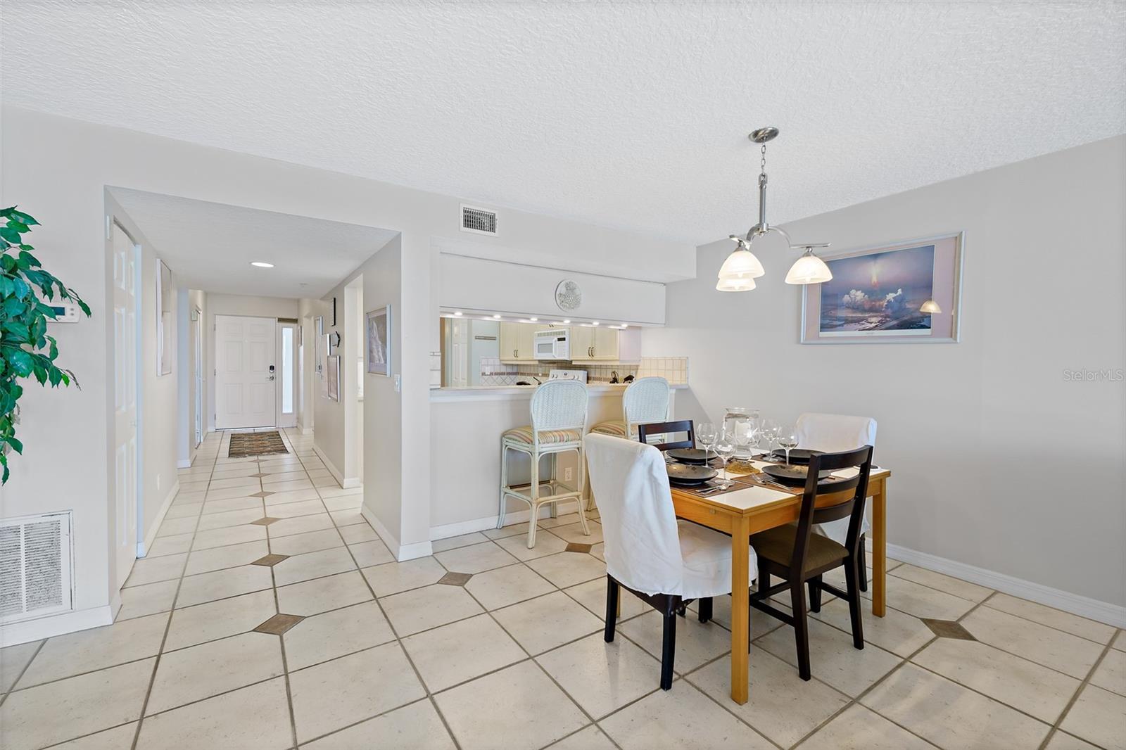 MAJESTIC SEAS CONDO - Residential