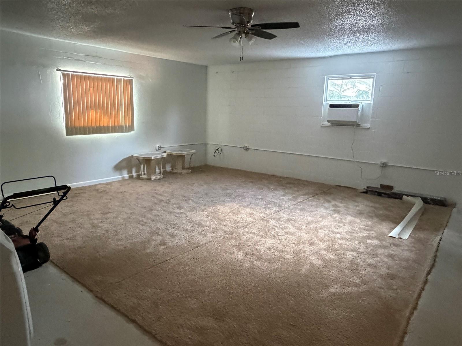 HIAWASSA HIGHLANDS THIRD ADD - Residential Lease
