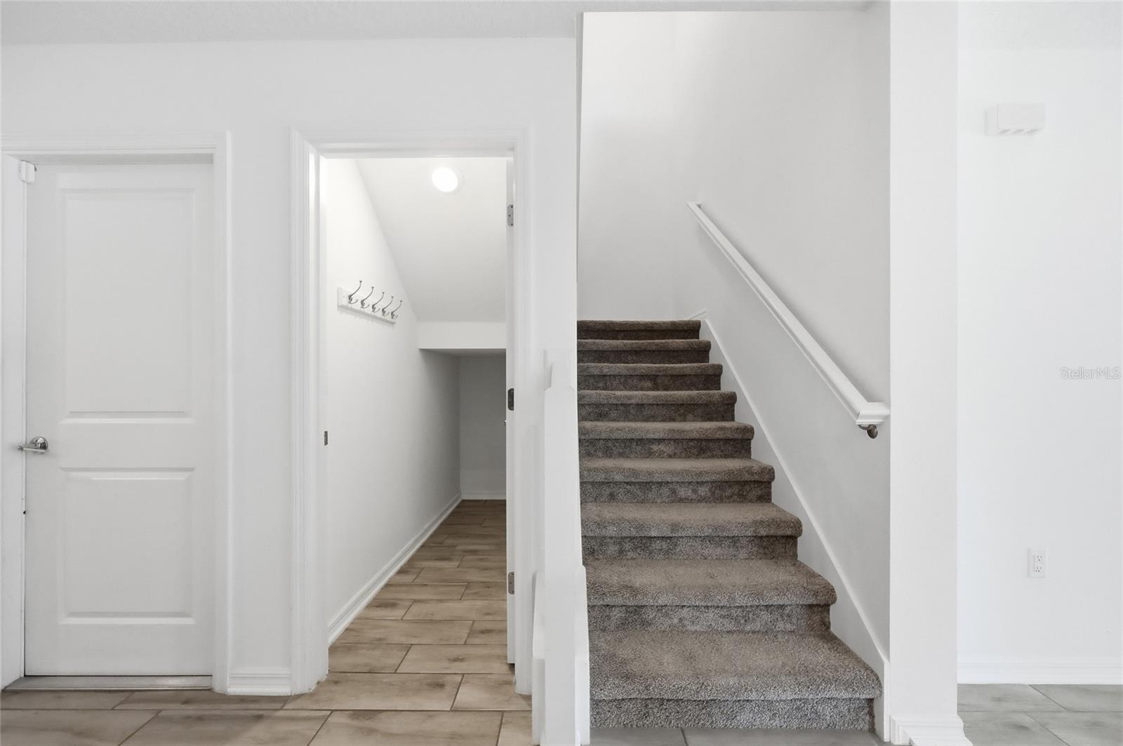STONEYBROOK HILLS - Residential
