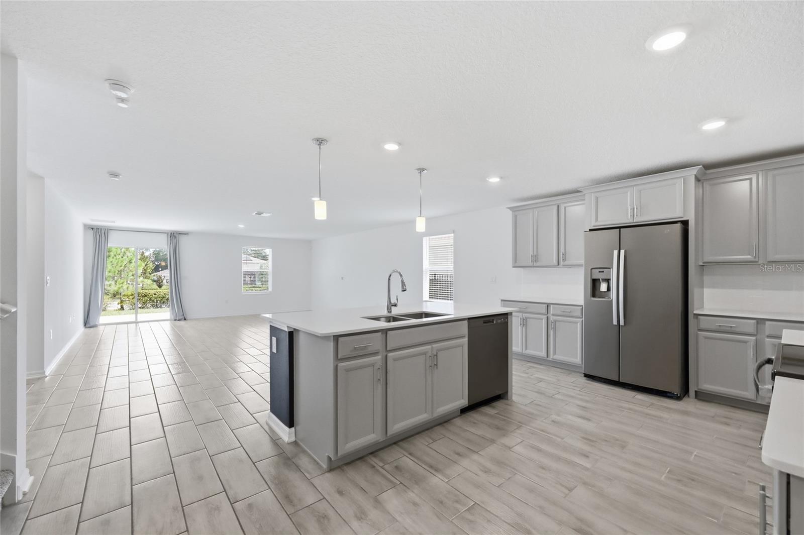 STONEYBROOK HILLS - Residential
