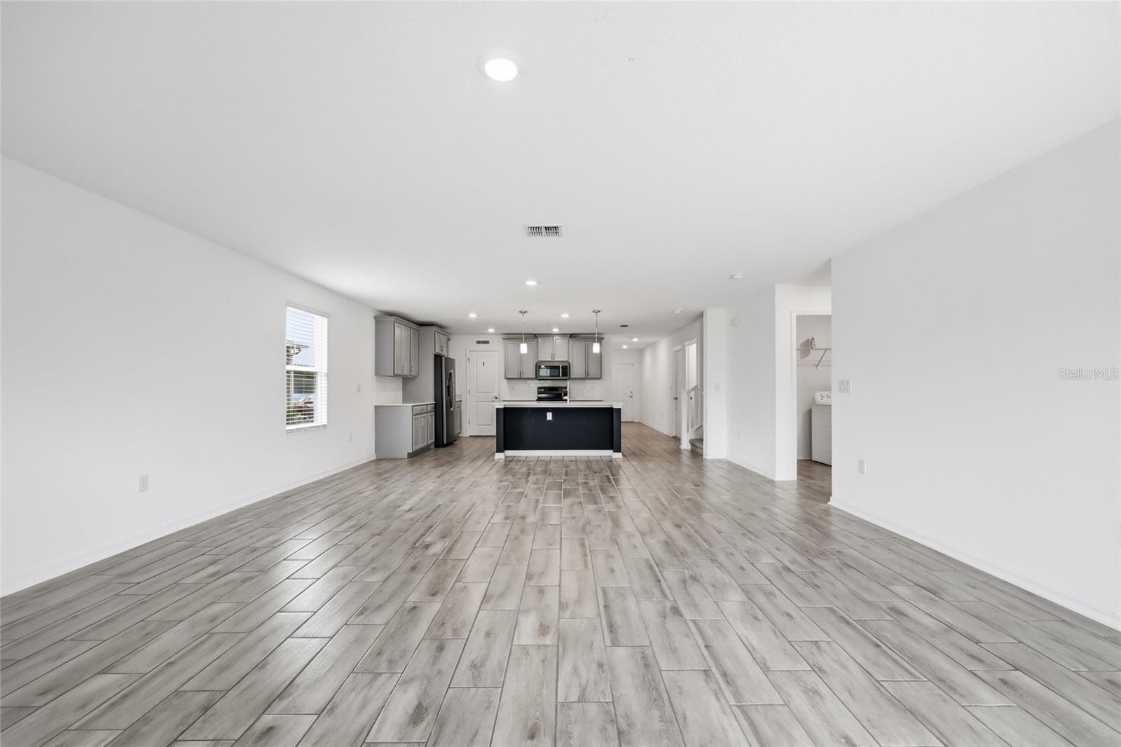 STONEYBROOK HILLS - Residential