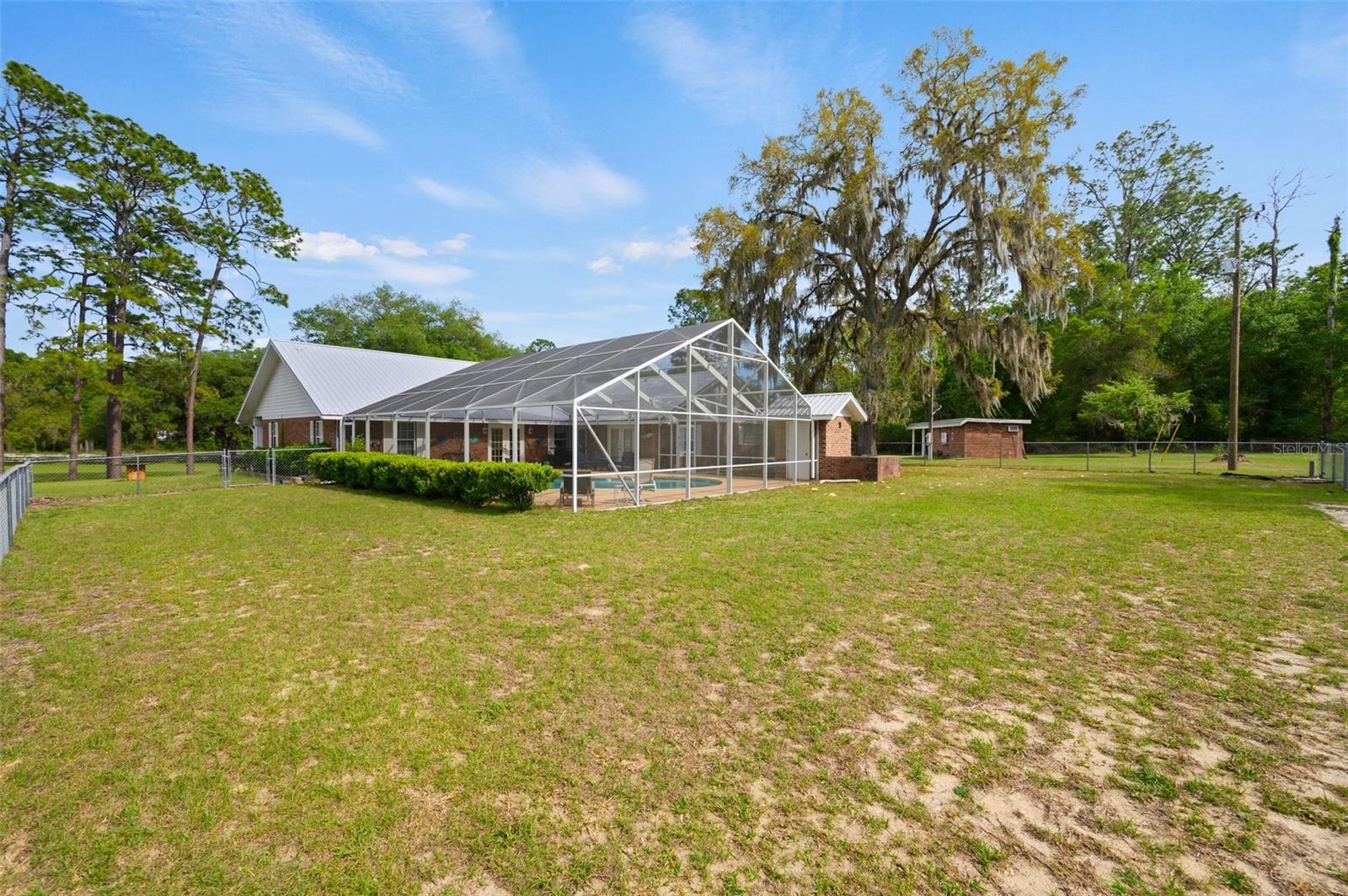 WESTLAKE WOODS SUB - Residential