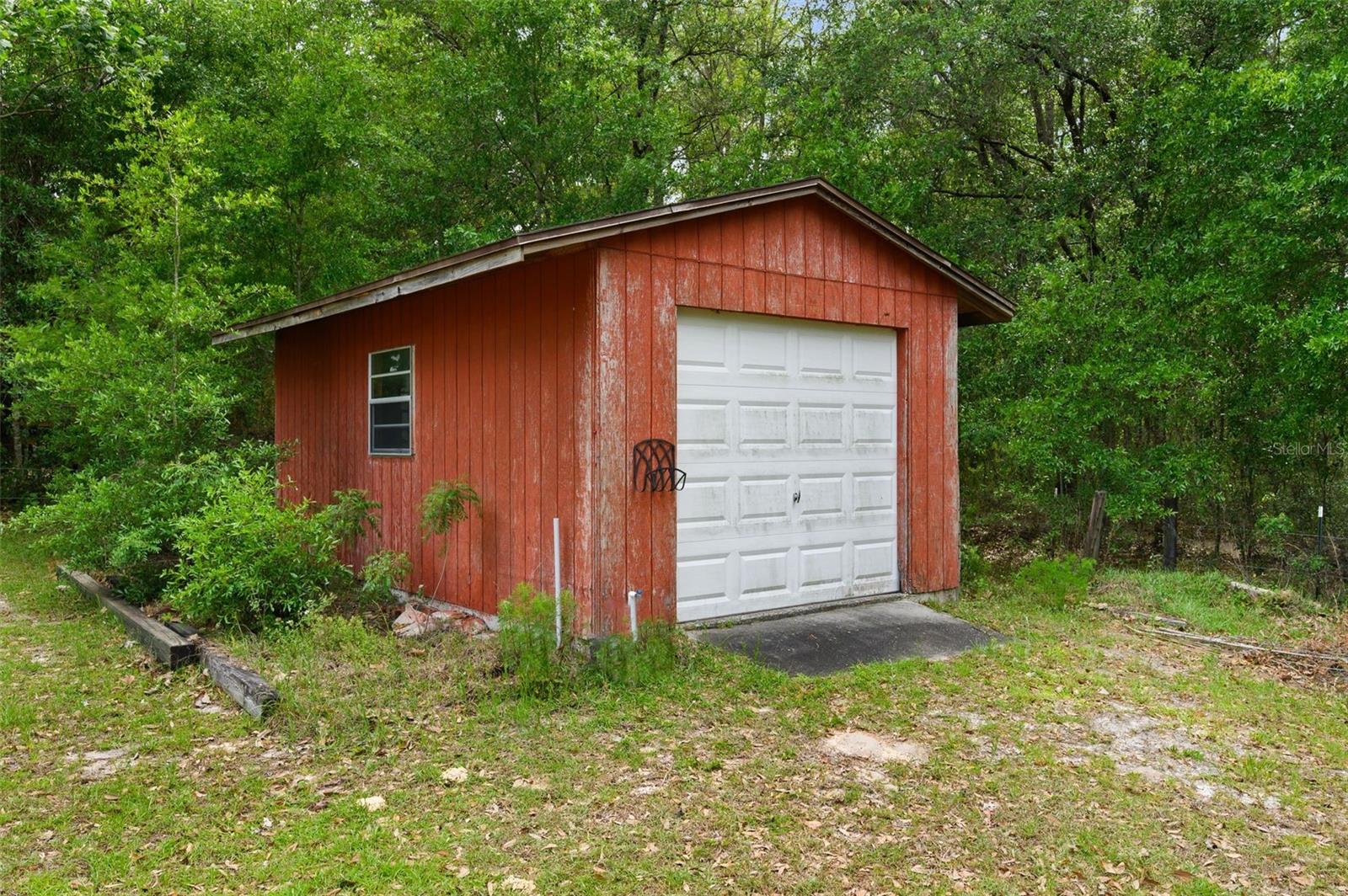 WESTLAKE WOODS SUB - Residential