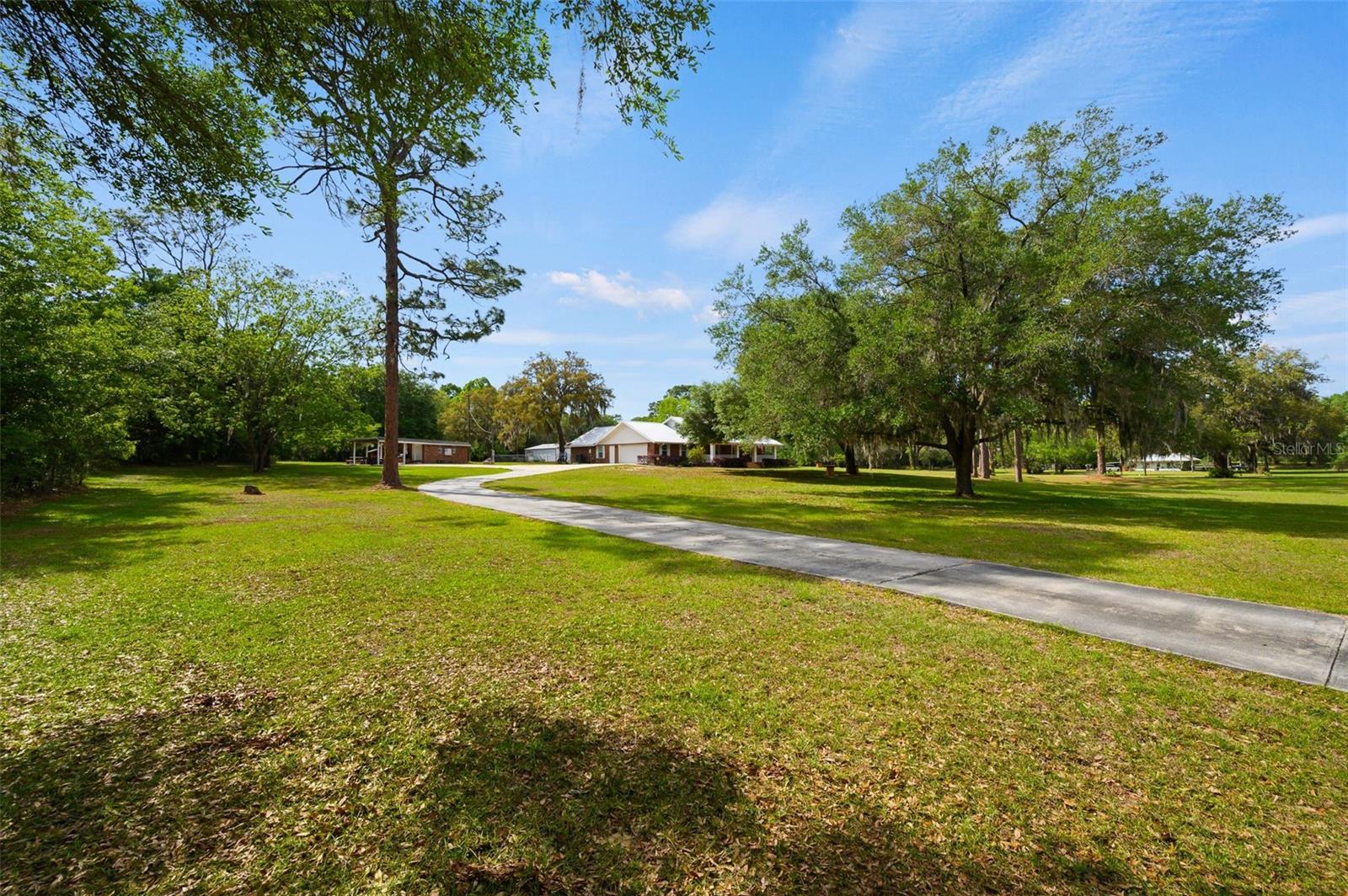 WESTLAKE WOODS SUB - Residential