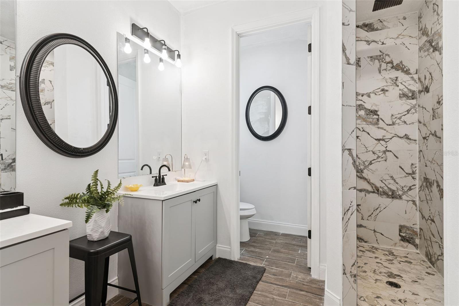 LAKEVIEW PARK SOUTH - Residential