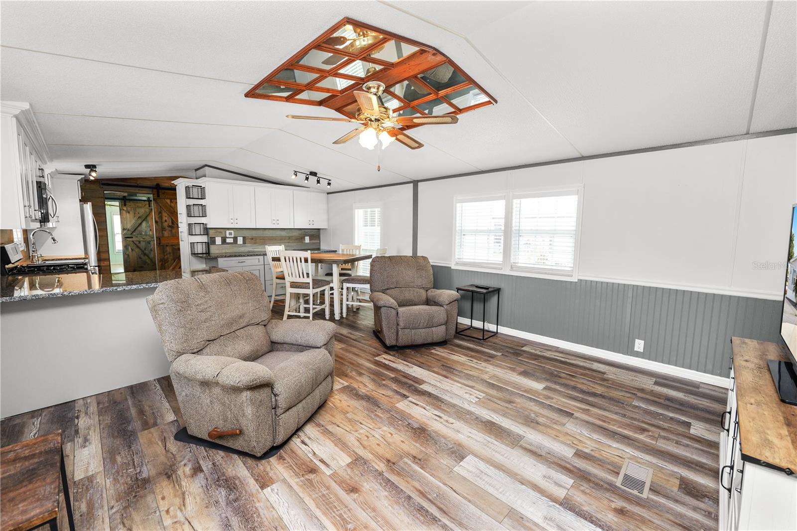 MOUNT OLIVE SHORES PH 01 - Residential