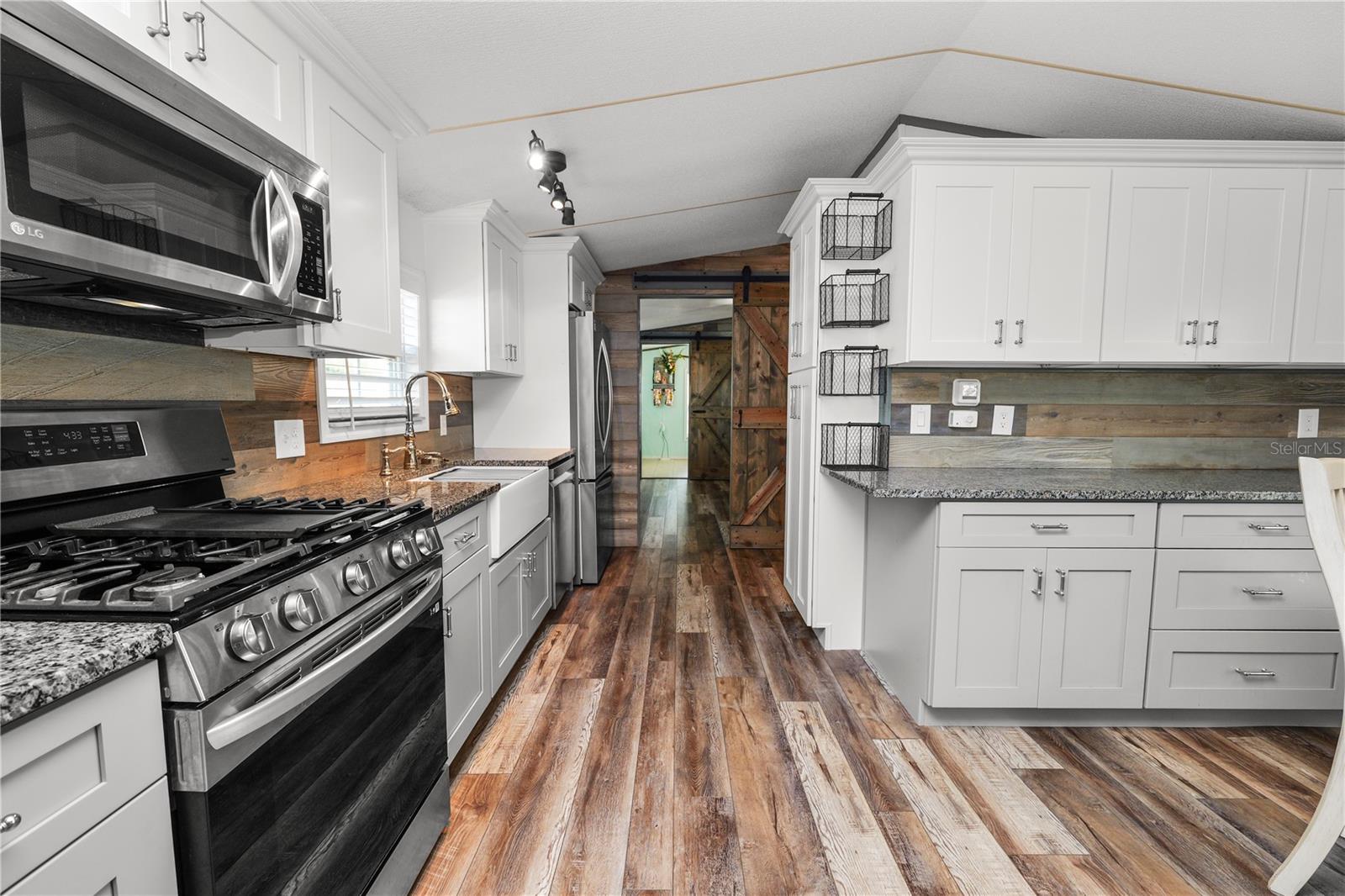 MOUNT OLIVE SHORES PH 01 - Residential