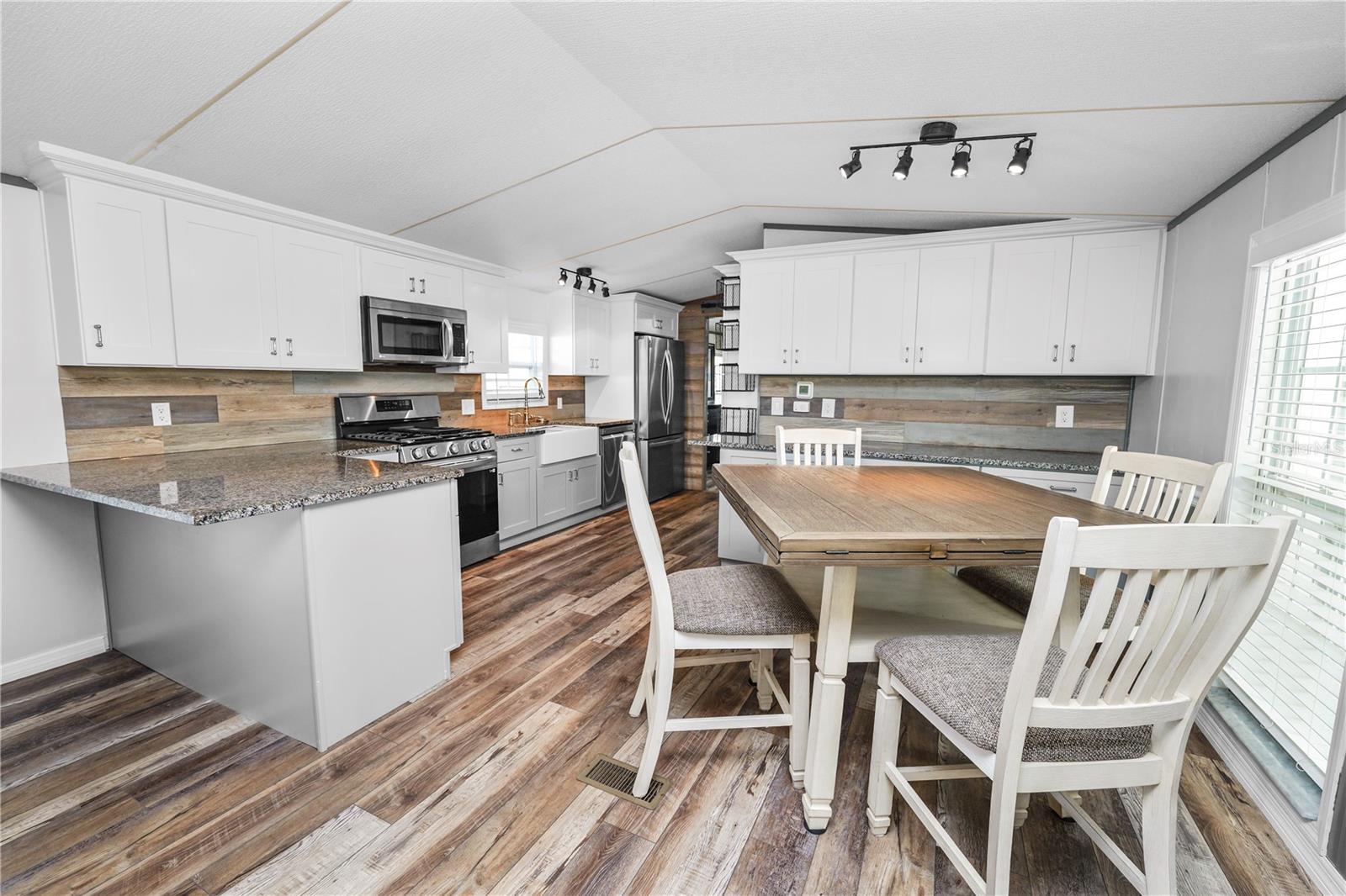 MOUNT OLIVE SHORES PH 01 - Residential