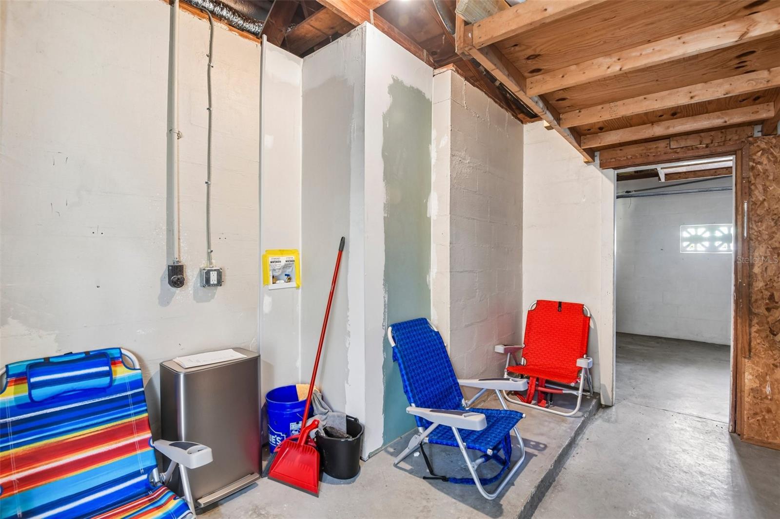 SKY CREST UNIT 8 - Residential