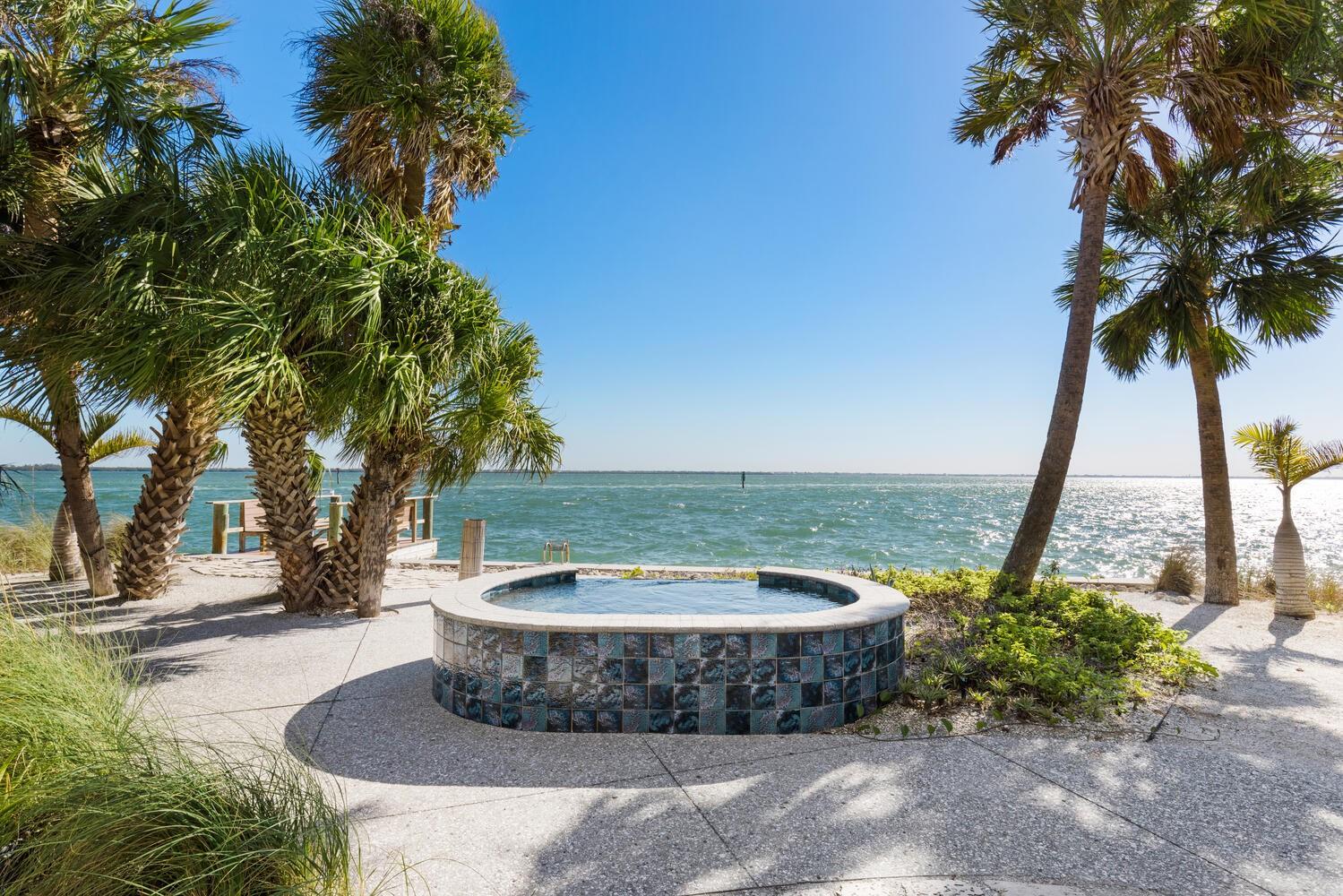 LONGBOAT KEY - Residential