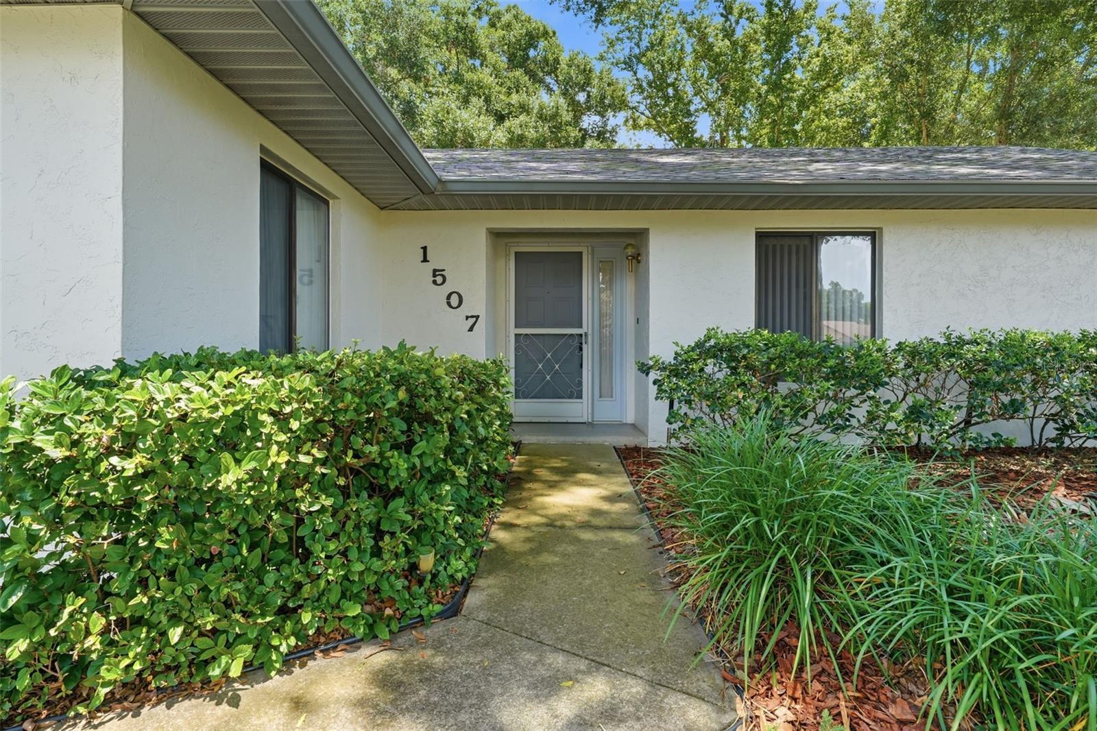 EUSTIS BRIARCLIFF SUB - Residential
