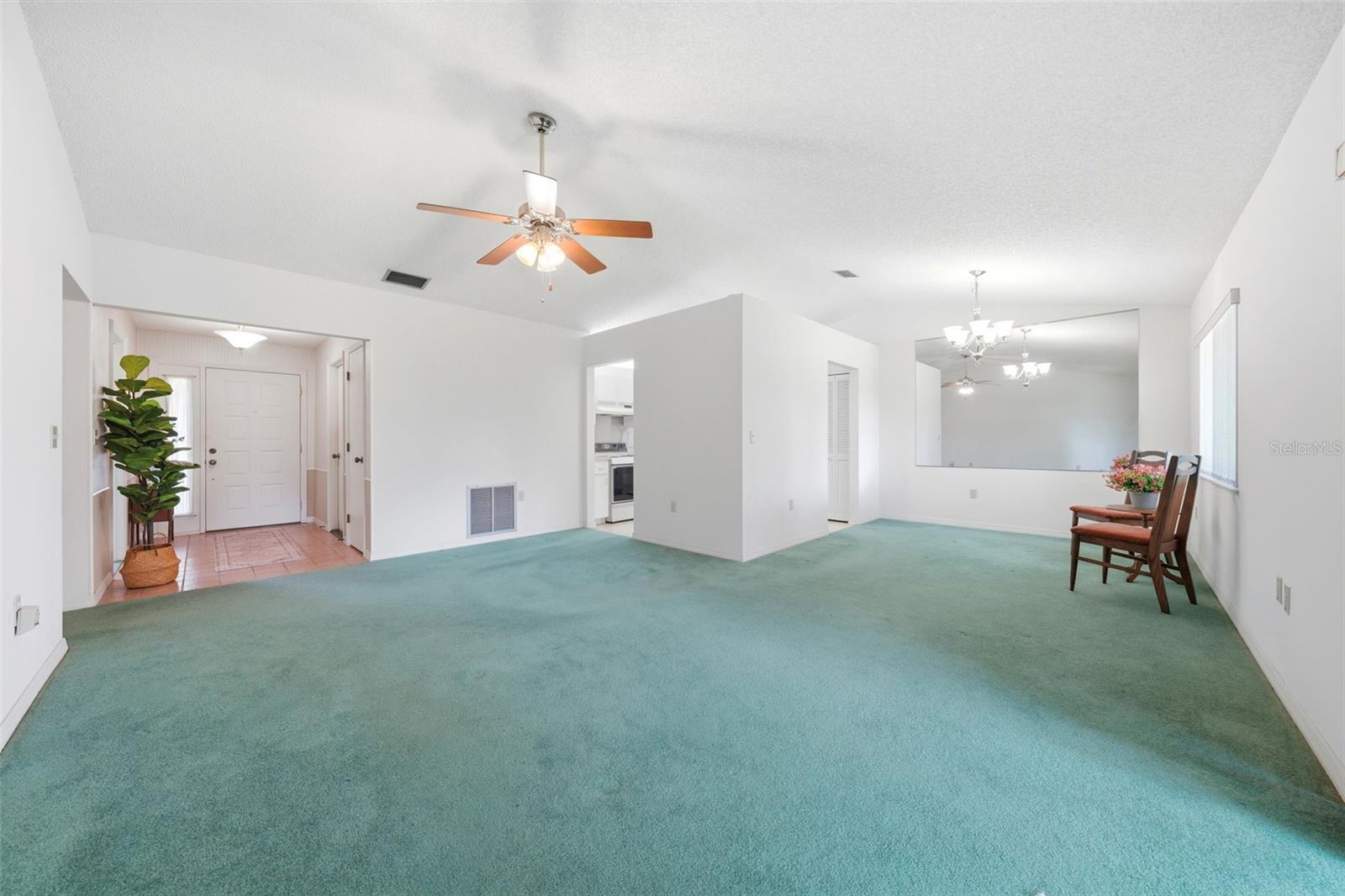 EUSTIS BRIARCLIFF SUB - Residential