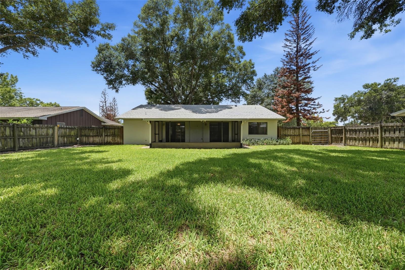 EUSTIS BRIARCLIFF SUB - Residential