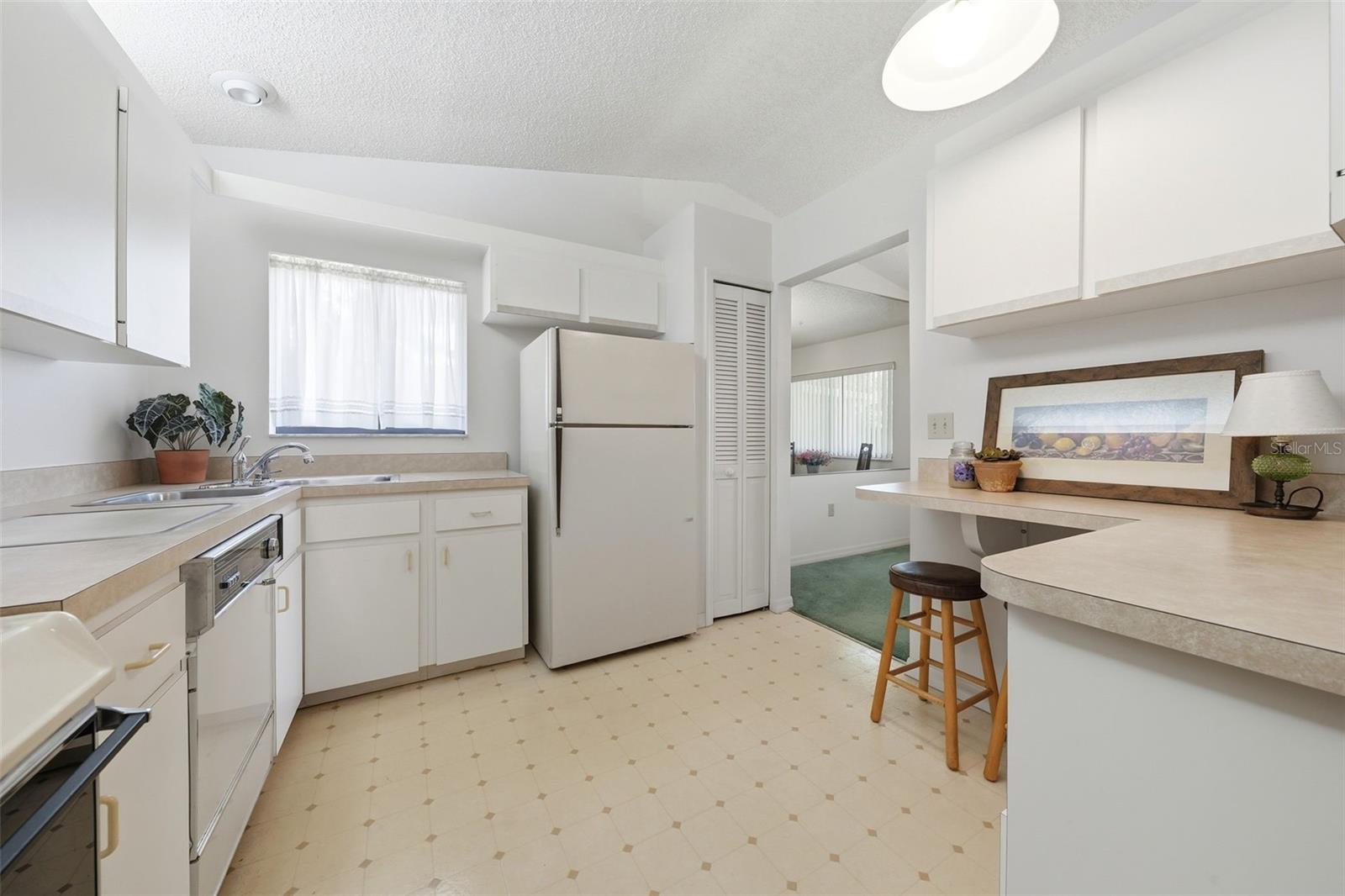 EUSTIS BRIARCLIFF SUB - Residential
