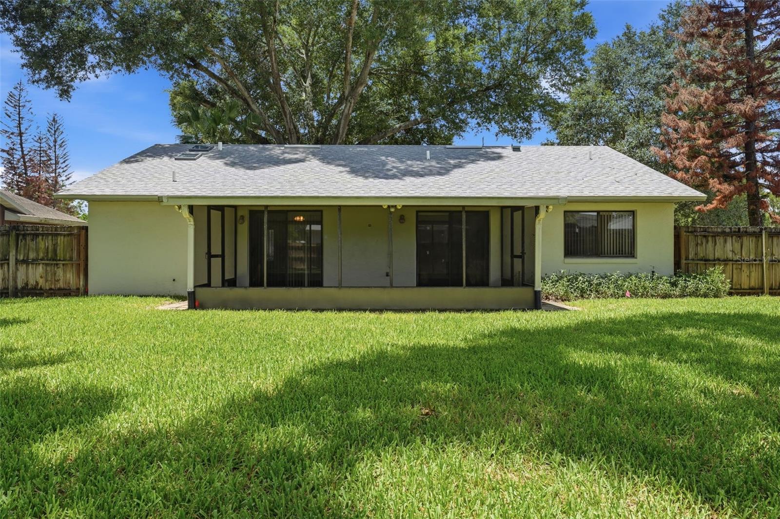 EUSTIS BRIARCLIFF SUB - Residential